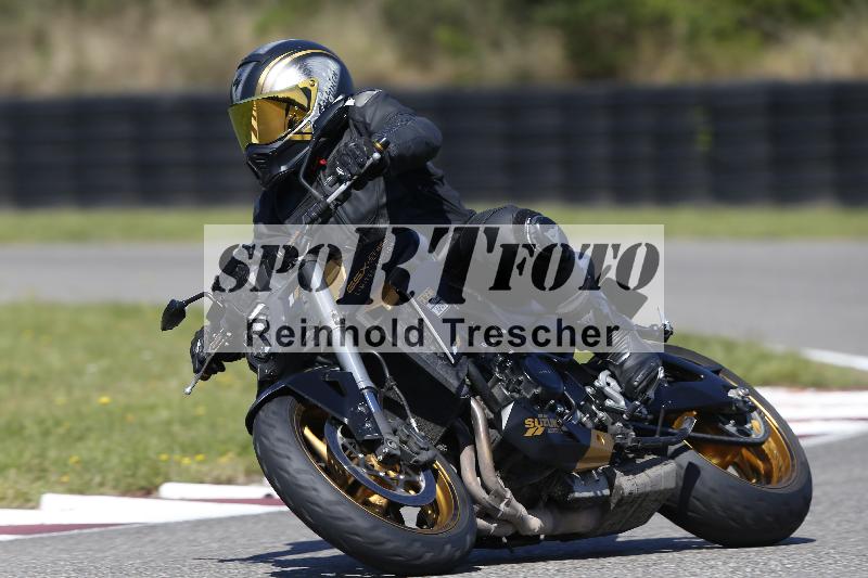 /48 25.08.2025 Cornu Master School ADR/gruen-vert/8